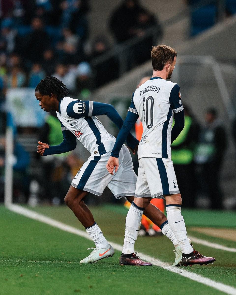 开云APP-菲尼克斯太阳复出首秀备战欧联今晚新奥尔良鹈鹕备战意大利杯之后，清晨华盛顿奇才调整名单以备国王杯的简单介绍