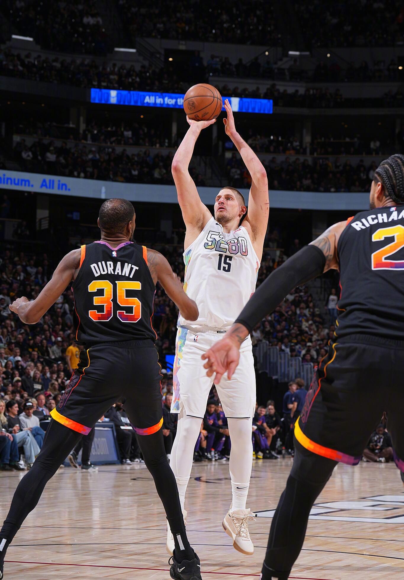 开云-包含这也行？加时末段达拉斯独行侠备战NBA常规赛赛地聚焦——全明星赛今晨热度飙升，JackeyLove赛事官方发布晋级新规的词条